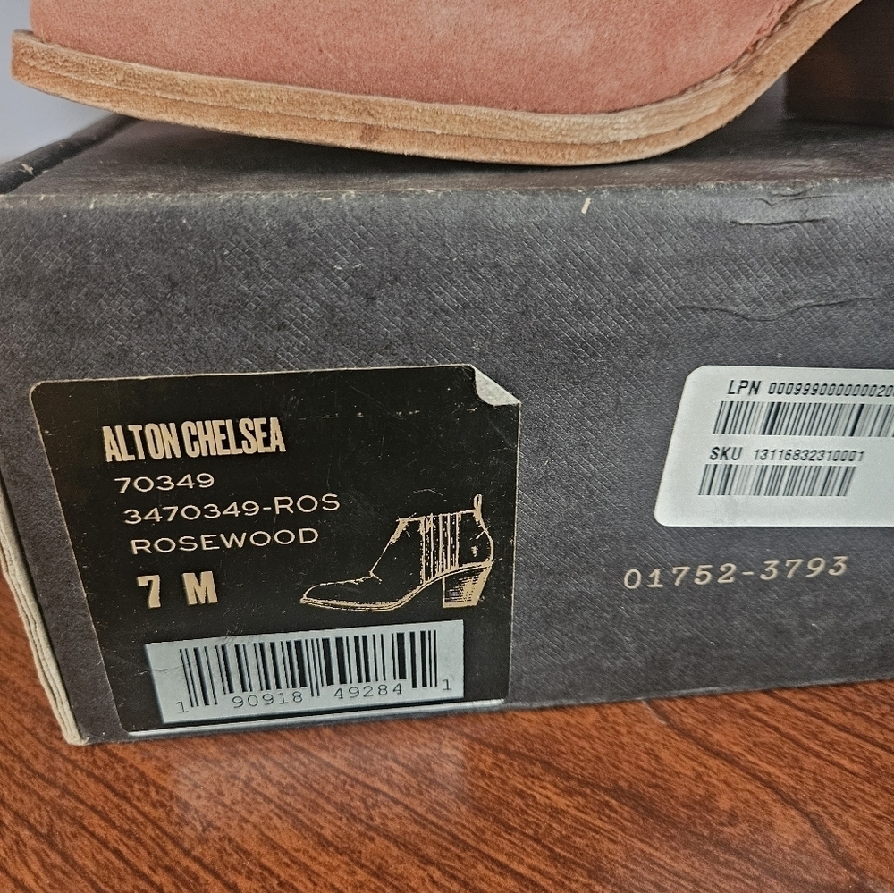 Frye Alton Chelsea Rosewood Booties Size 7 EUC - Picture 9 of 9
